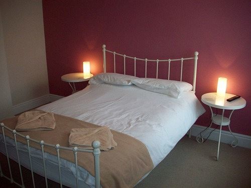 Bed and Breakfast The Beeches Clacton-on-Sea Esterno foto